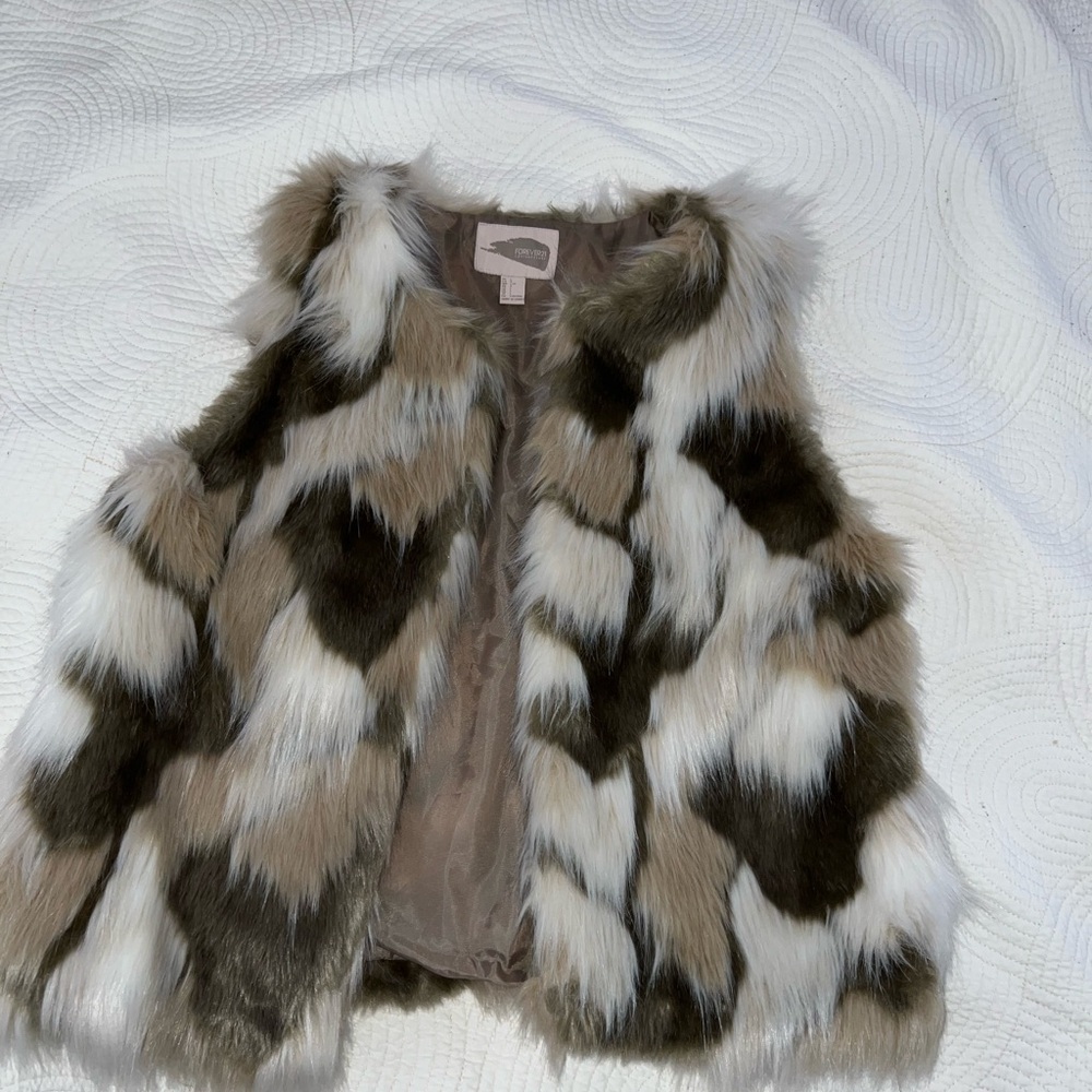Faux Fur Vest - Brown, tan , White